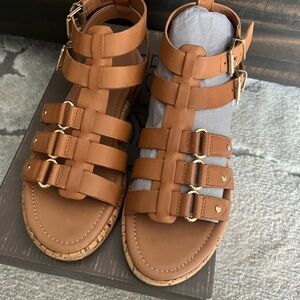 Crown Vintage Tan Sandals with Gold Accents